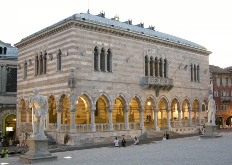 Loggia del Lionello Udine